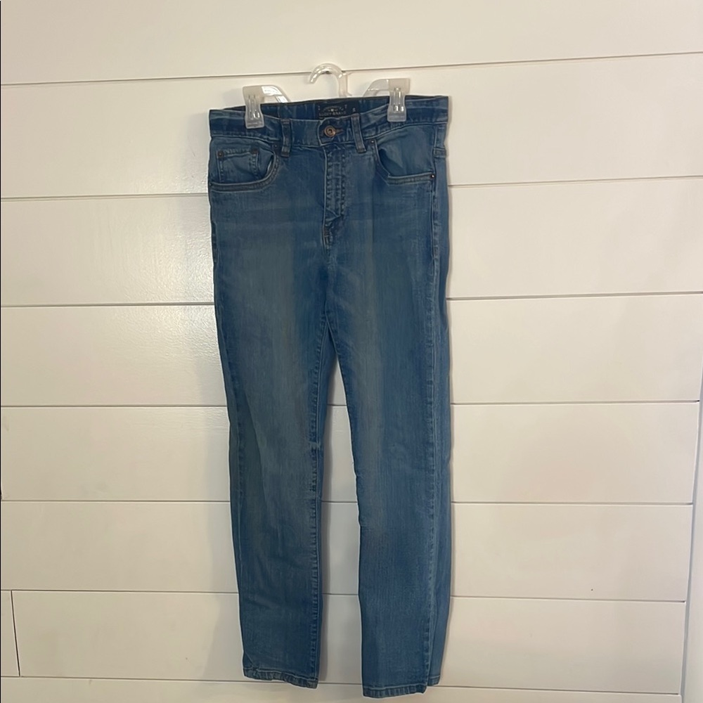 Blue Straight Leg Jeans with Classic Style